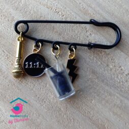 Carnaval speld black